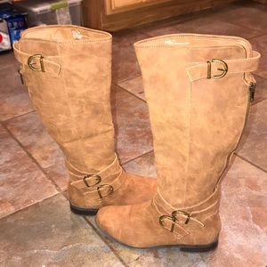 Tall STEVE MADDEN leather boots! Almost brand new